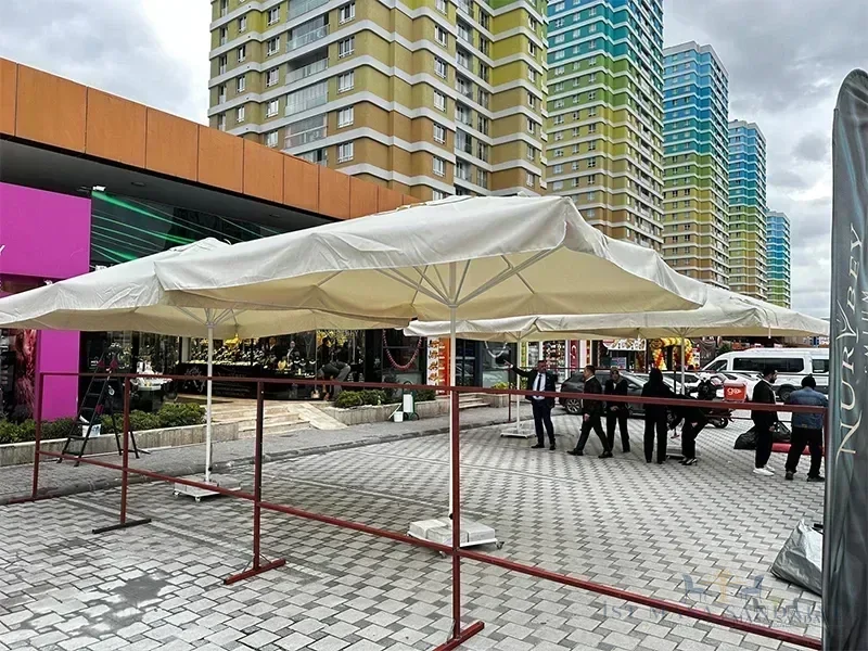 Çadır ve Şemsiye Kiralama İstanbul açık alan kurulum görseli