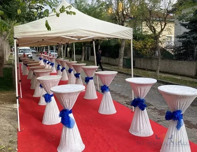 Kırmızı Halı Kiralama Kırmızı Halı Kiralama İstanbul kırmızı halı kurulum görseli