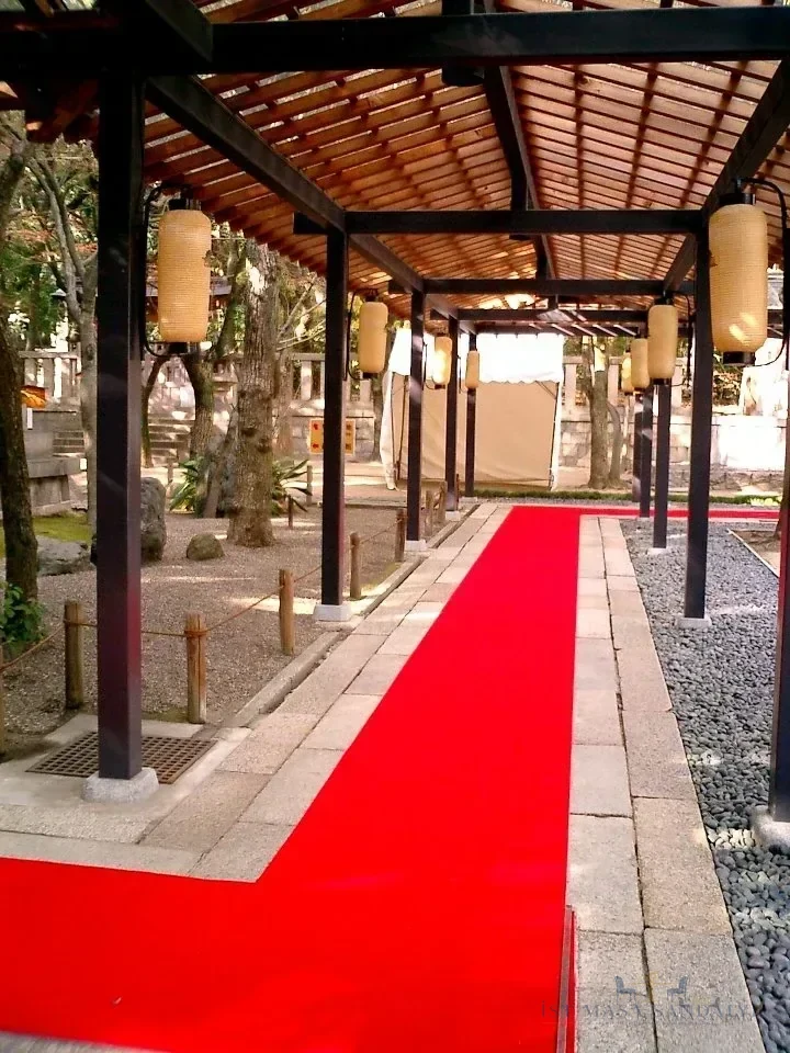 Kırmızı Halı Kiralama İstanbul kırmızı halı kurulum görseli